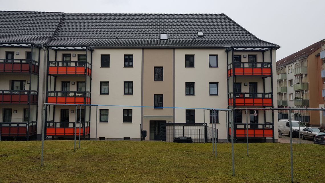 2-Raum-Wohnung mit großem Balkon im Zentrum von Malchin